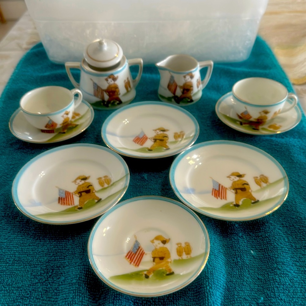 Antique WWI Nippon Hand Painted Porcelain Child Tea Pot Set 11pcs